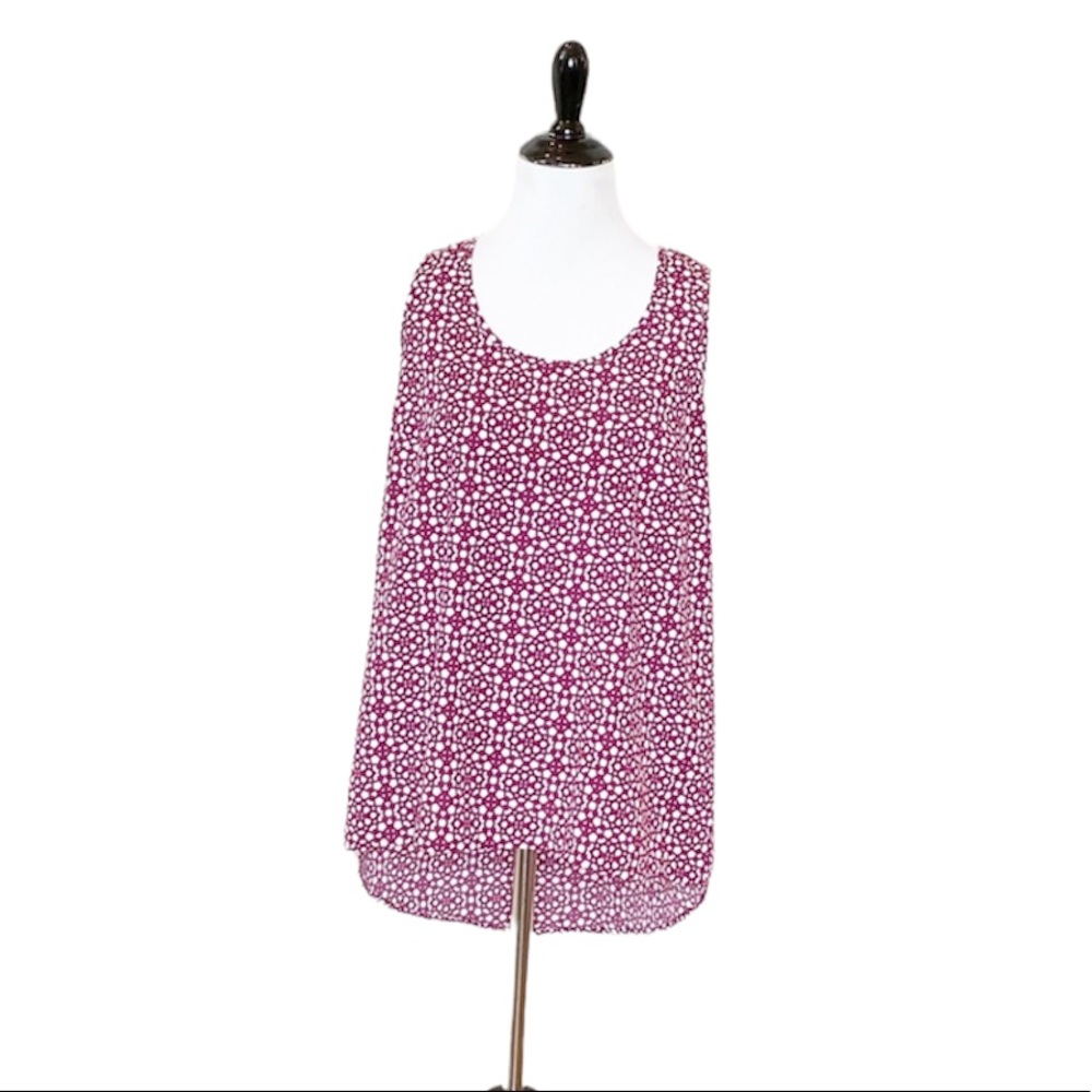 Halogen Geo pattern blouse -Size: Medium